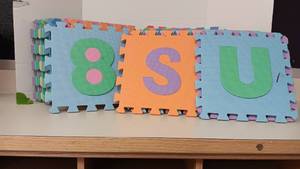 lot 1019 image: Foam Letters & Number Set