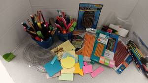 lot 1065 image: Teacher New & Used School Items