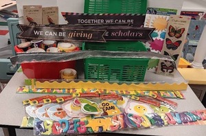 lot 1078 image: Classroom Billboard Decoration