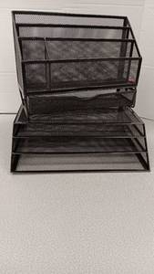 lot 1090 image: Office Supples
