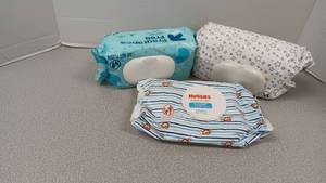 lot 1100 image: 3pks Baby Wipes