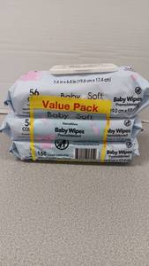 lot 1102 image: Pack of Baby Wipes