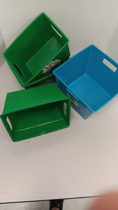 lot 1215 image: 4 Green & 1 Blue Totes