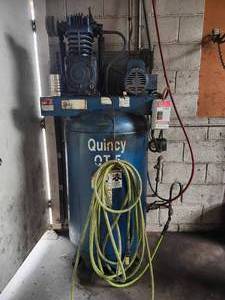 lot 10962 image: Quincy QT-5 Industrial Air Compressor with Electric Motor&nbsp