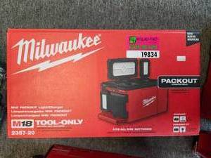 lot 19834 image: Milwaukee M18 PACKOUT LightCharger 2357-20 Tool-Only