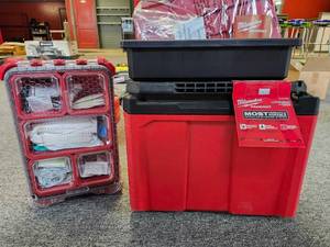 lot 19835 image: Milwaukee PACKOUT Modular Storage System Organizer Set
