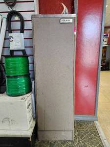 lot 21874 image: Elkay Water Fountain with Flexi-Guard Model 1E FD7003