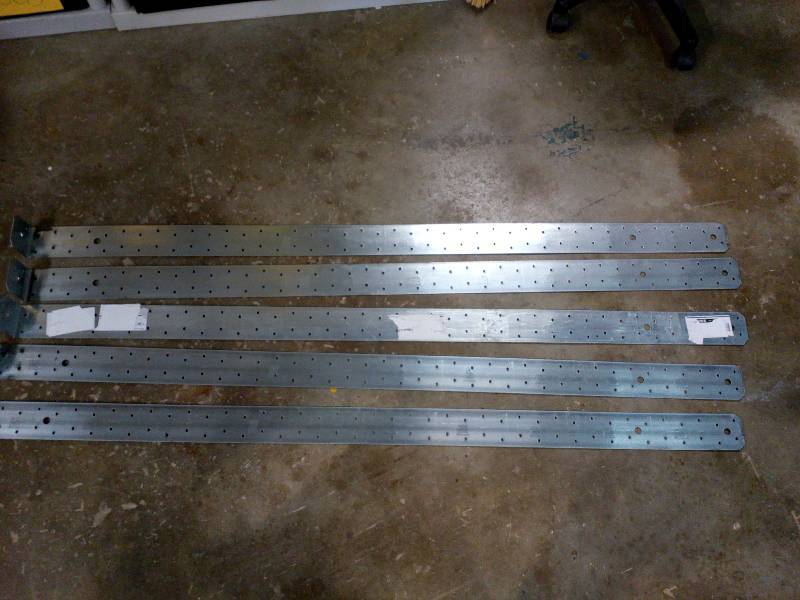 lot 42 image: Simpson MSTC66B3 Pre-Bent Straps - Medium