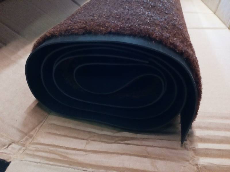 lot 57 image: Plush Tuff Commercial Floor Mat 01-030-1403-40000600