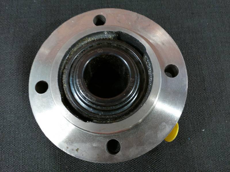 lot 141 image: Seal Master FC-1505, SFG-22TC Standard Duty Pilot Flange Cartridge Unit 4-Bolt