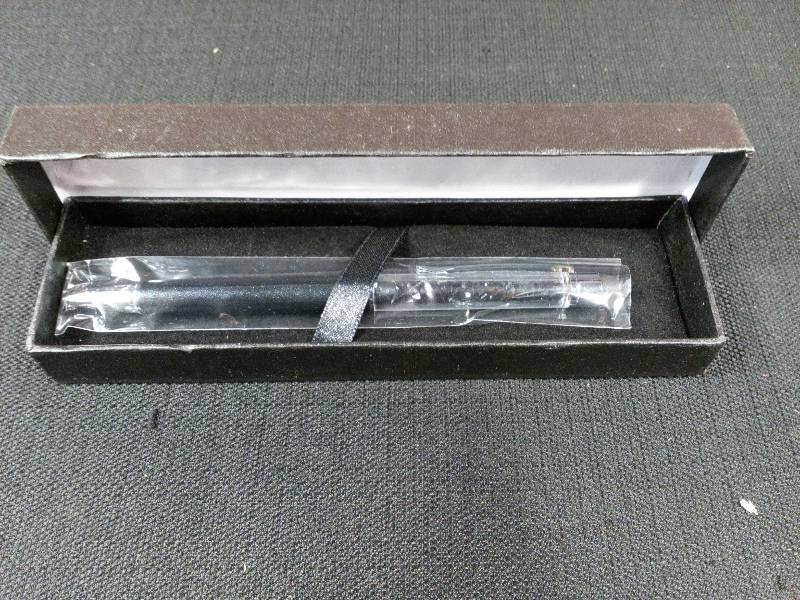 lot 148 image: Swarovski Crystal Pens With Stylus & Velvet Gift Box