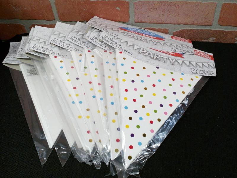 lot 190 image: Create Yur Own 120299.90 Rainbow Polka Dots Pennant Banners