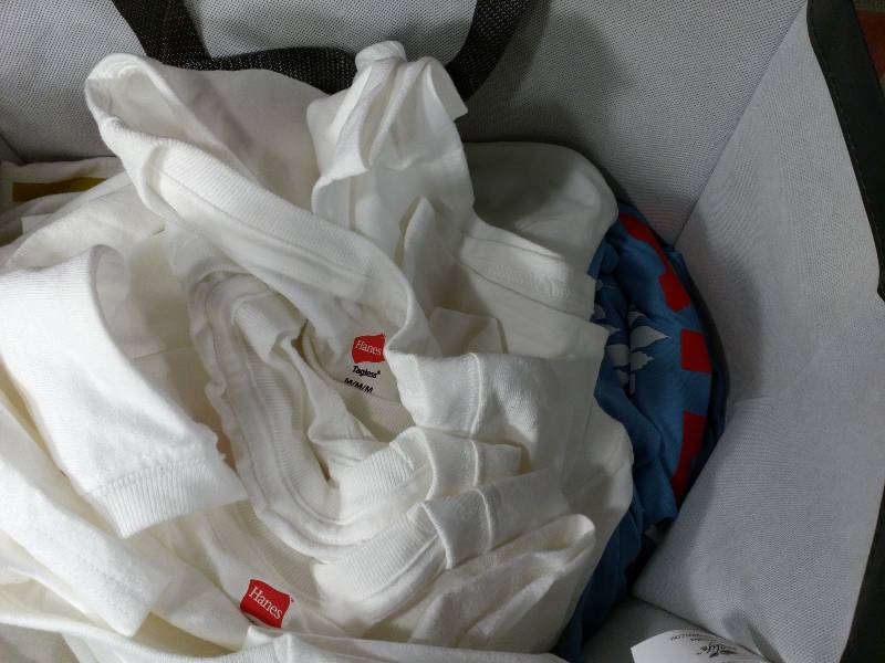 lot 214 image: Shorts with Logos