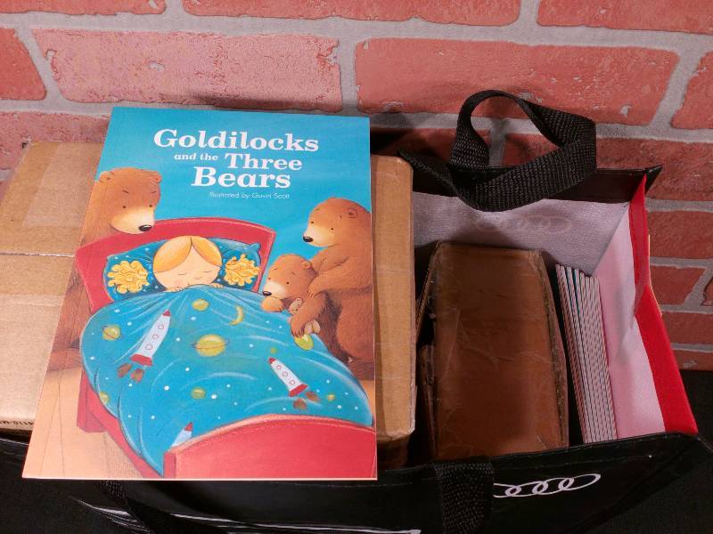 lot 215 image: Goldilocks And The Three Bears ( Children Books)