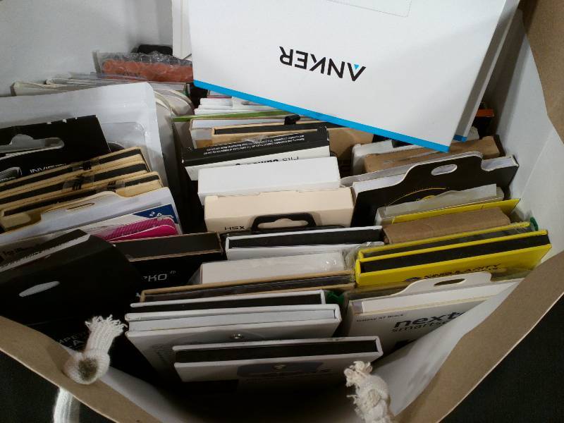 lot 235 image: Glass Screen Protetors for iPhone 5 Thru 7 , Samsung 6s-8s, LG Phoness, Motos