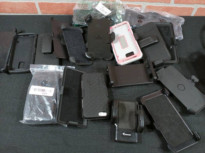 lot 237 image: Phone Hard Back Covers With Clip