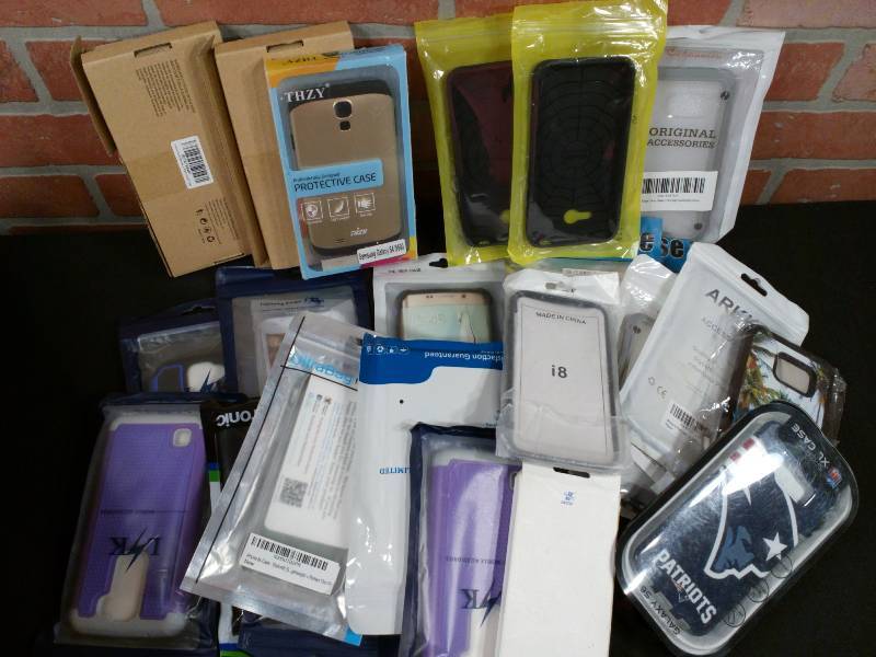 lot 243 image: Variety of Phone Cases iPhone Samsung Sony Moto Etc