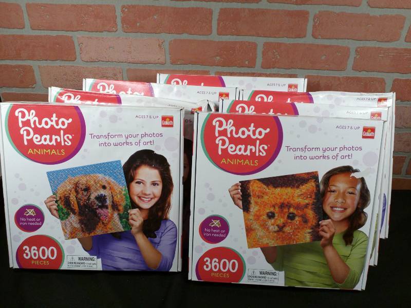 lot 251 image: Goliath Games Photo Pearls Animals 3600 Pieces