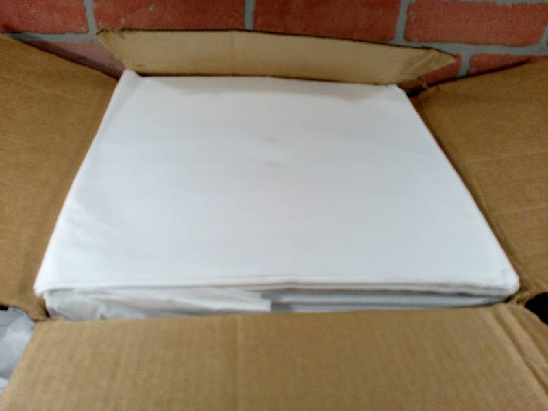 lot 255 image: Hoffmaster 125043 Linen - Like Flat Pack Economy Napkins