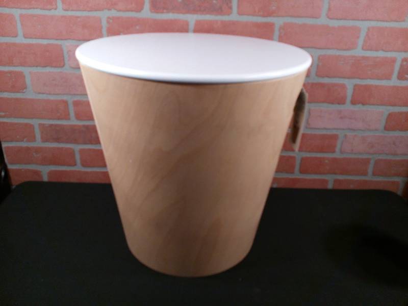 lot 269 image: Umbra 4500043055 Woodrow Storage Stool