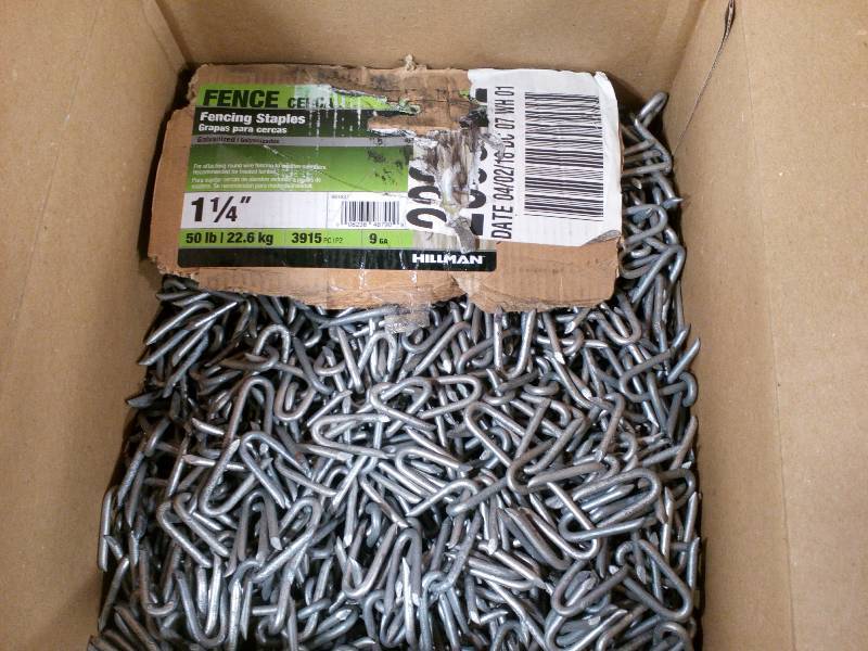 lot 281 image: Hillman 461637 Fasteners Fence Staples