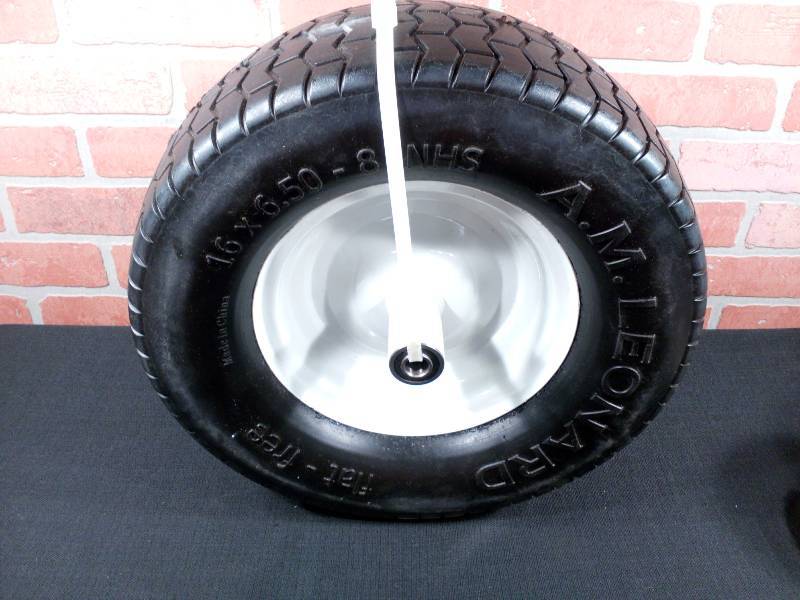 lot 285 image: A.M. Leonard Front Tractor Tire