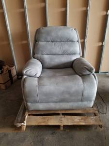 lot 12228 image: Electric Recliner