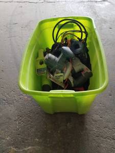 lot 12230 image: Tub of Tools