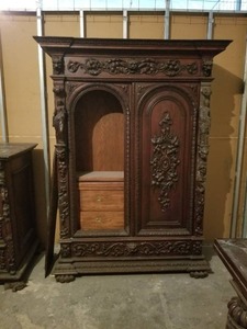 lot 12252 image: Carved Oak French Antique Ornate Cabinet
