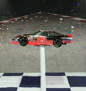 lot 37201 image: Kevin Harvick Diecast Sport & Touring Car, 2005 Monte Carlo Vehicle Year, 1 of 2,508 pn 109137, #29 GM GoodwrenchAtlanta Special