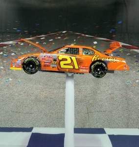 lot 37218 image: Kevin Harvick 21 Reeses Las Vegas Win Raced Version 2004 Monte Carlo 124 Scal