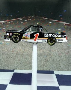 lot 37223 image: Action Dennis Setzer #1, Mopar 2000 Dodge Super Truck, Die Cast 124, 1 of 2,508 pn 100187