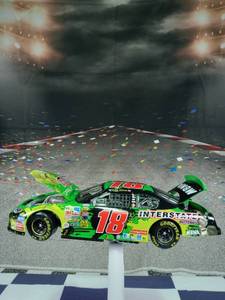 lot 37229 image: Shrek 2 Bobby Labonte 18 Interstate Batteries 2004 Monte Carlo 124 Gm Dealers