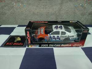 lot 37232 image: Team Caliber Justin Labonte #44 Cost Guard #JL-W2-44CG, Die Cast 124
