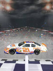 lot 37262 image: Action Kevin Harvick #21 PayDay 2003 Monte Carlo 124 Collectable Total Production 12,888, GM 1 of 504 pn 103695