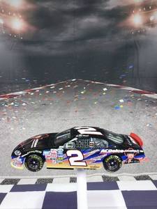 lot 37277 image: Action Clint Bowyer #2 ACDelco  Chevy Rock & Roll 2005 Monte Carlo 124 Collectable 1 of 156 pn 110355
