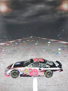 lot 37291 image: Kevin Harvick 29 Gm Goodwrench 2004 Monte Carlo 124 Scale Action 105821