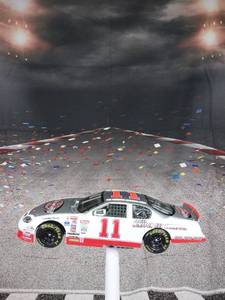 lot 37299 image: Action 124 Darrell Waltrip 11 Victory Lap 1336 Gm Dealers Diecast Car F