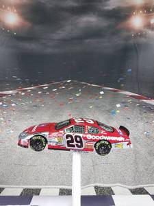 lot 37300 image: Kevin Harvick 29 Gm Goodwrench  Bud Shootout 2003 Chevy Monte Carlo - Action
