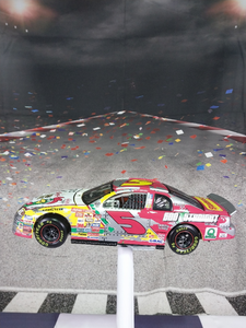 lot 37314 image: Action Terry Labonte #5 Kelloggs Iron Man 1998 Monte Carlo Limited Edition W249816079-6