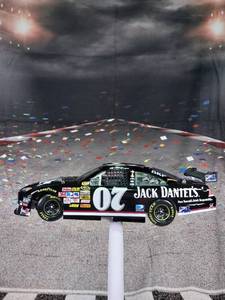 lot 37339 image: Door Number, Clint Bowyer, 124 Advance Run 2008 Jack Daniels, 07, Salute 7107