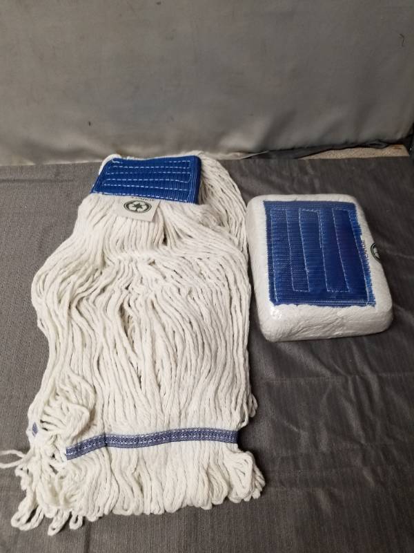 lot 81048 image: (2) ODELL CORPORATION Wet Mop String Mop, Clamp-On Connection, Launderable, 12 oz Dry Wt, PET, White