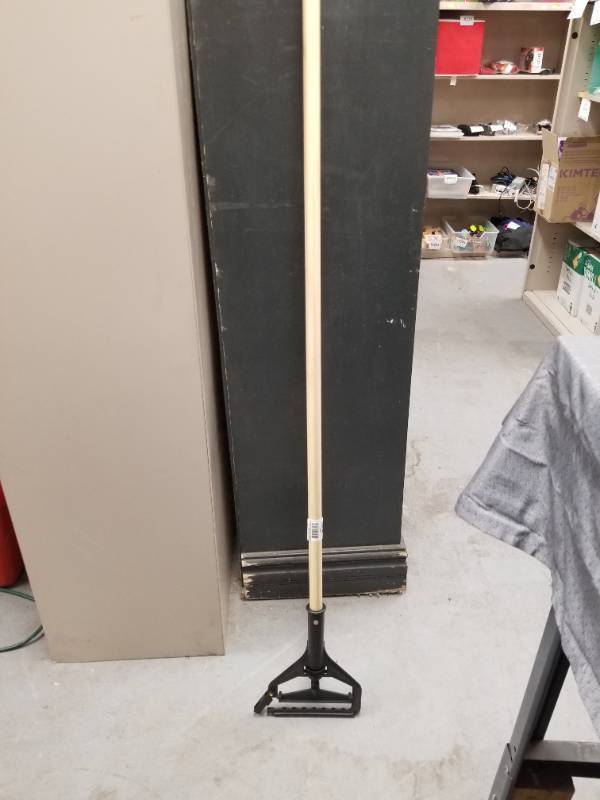 lot 81102 image: RENOWN SIDE GATE WET MOP WOOD HANDLE MODEL # 311599099
