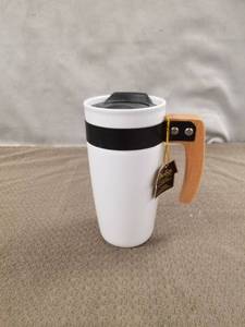 lot 12523 image: Pacifica Coastview 20oz Arcadia Wood Handle Porcelain Travel Office Coffee Mug Tumbler With Slider Lid