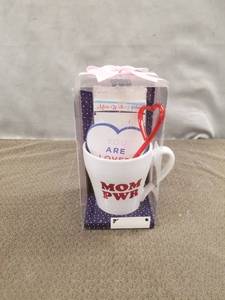 lot 12525 image: Printed Mug Stationery Gift Set