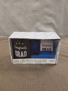 lot 12546 image: MUG AND PHOTO FRAME SET