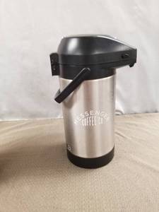 lot 12560 image: Fetco D063 3 45 Liter Lever Action Airpot, Stainless Steel Liner