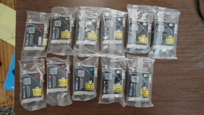 lot 1691 image: Epson easy ink cartridge.