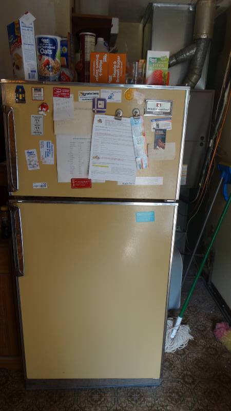 lot 1720 image: Kelvinator refrigerator.
