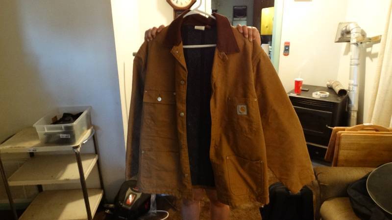 lot 1737 image: Carhart jacket, size unknown.